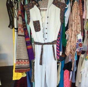 Vintage 70s jumpsuit guazy paisley print white